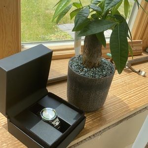 Movado BOLD watch ✨